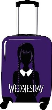 Netflix Wednesday: Character – Cestovný kufor