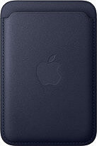 Apple Peňaženka z tkaniny FineWoven s MagSafe k iPhonu námornícky modrá