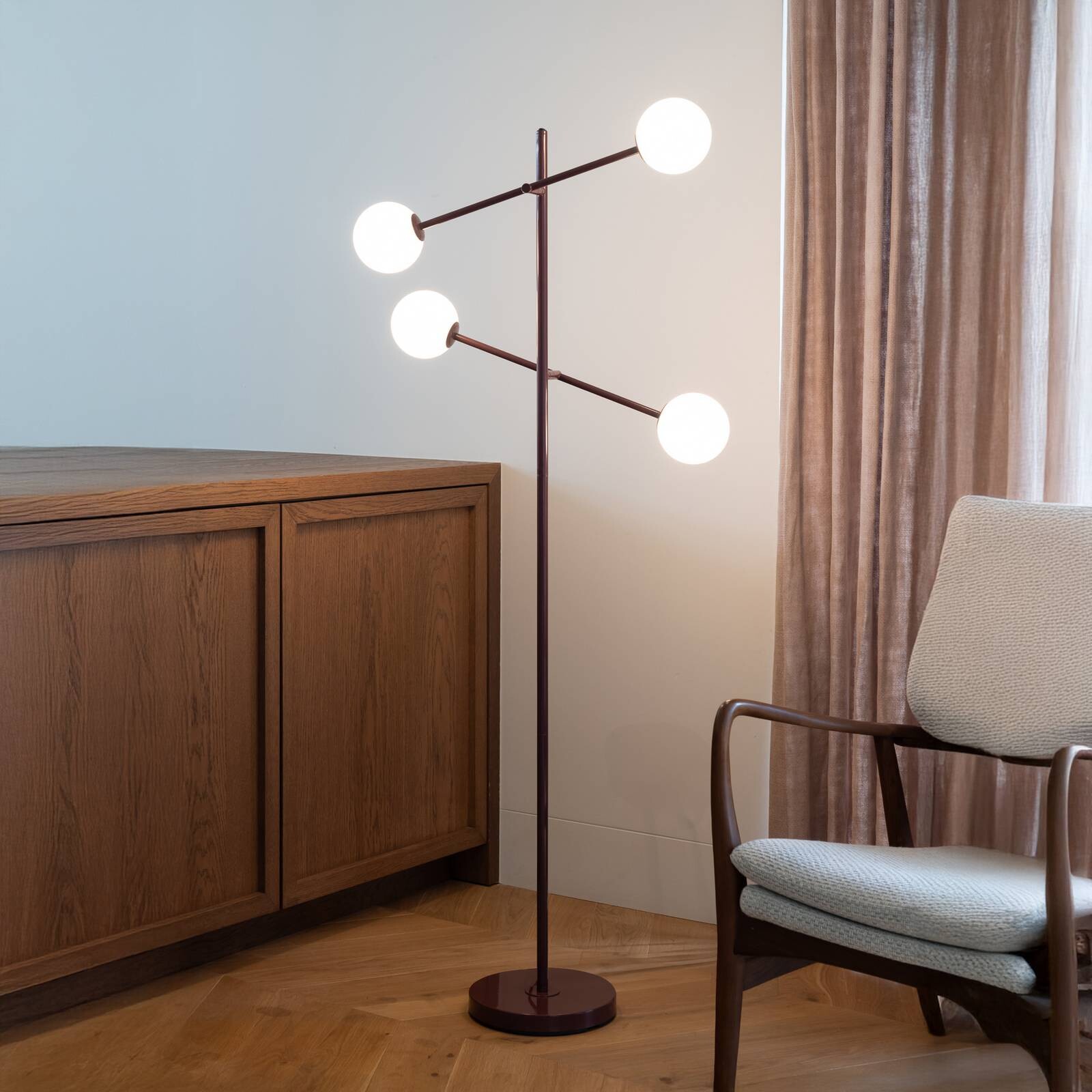 It's about RoMi stojacia lampa Copenhagen, tmavočervená, otočná