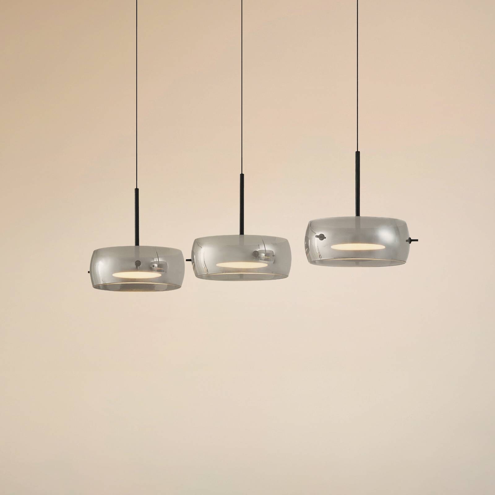 Lucande LED závesné svietidlo Martis, čierne, 3-pl., step-dim