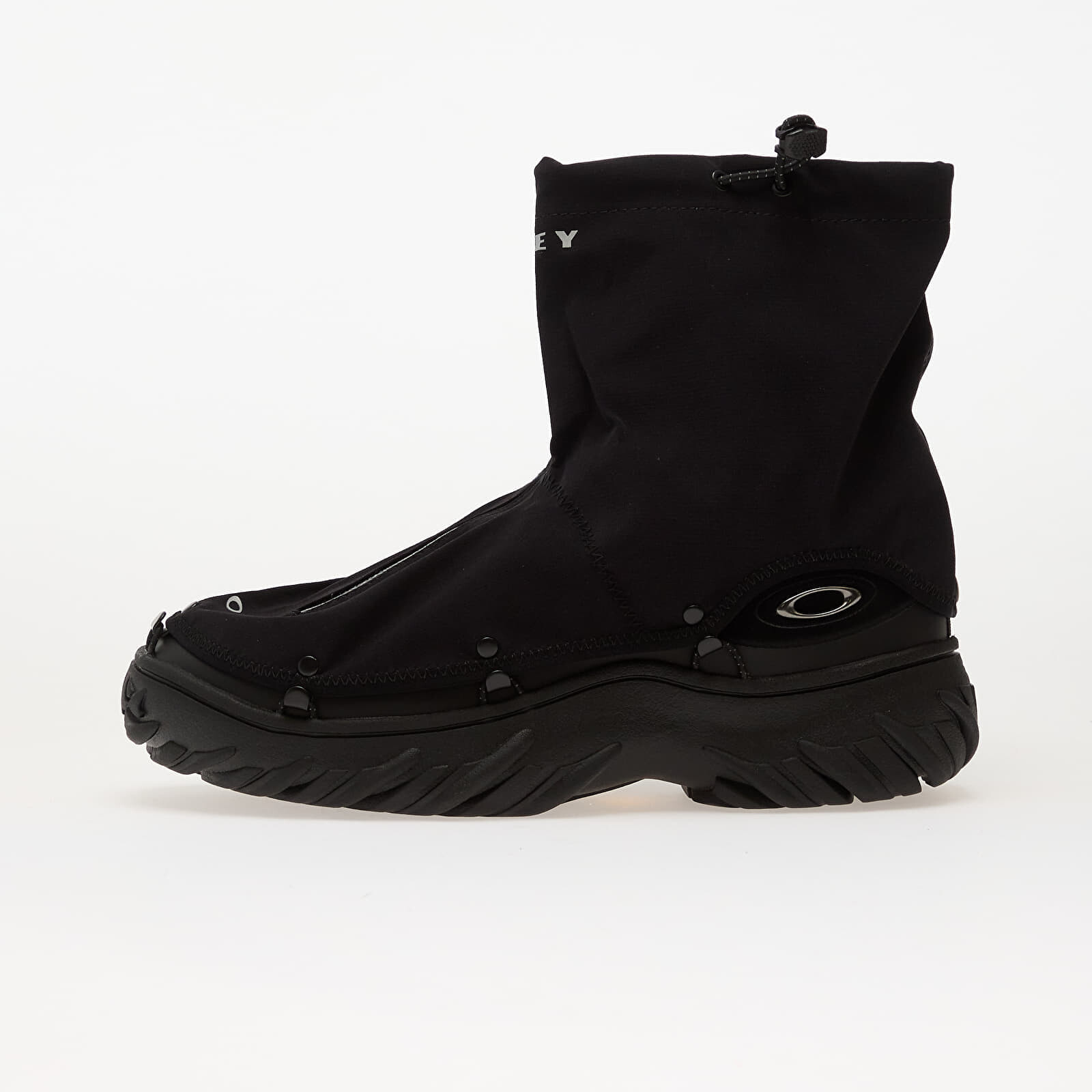 Tenisky Oakley Meridian Low Ext Blackout EUR 14