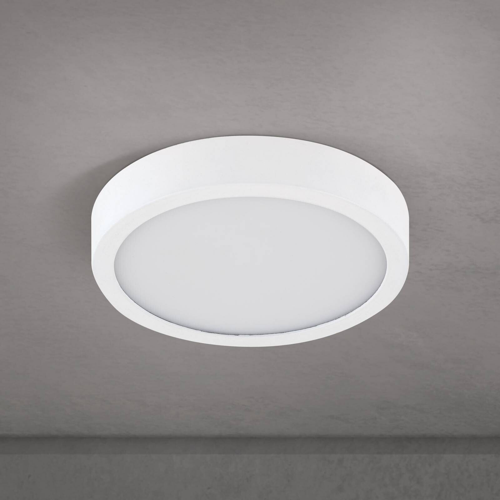 stropné LED svetlo Disc, biele Ø 14 cm, CCT, kov/plast