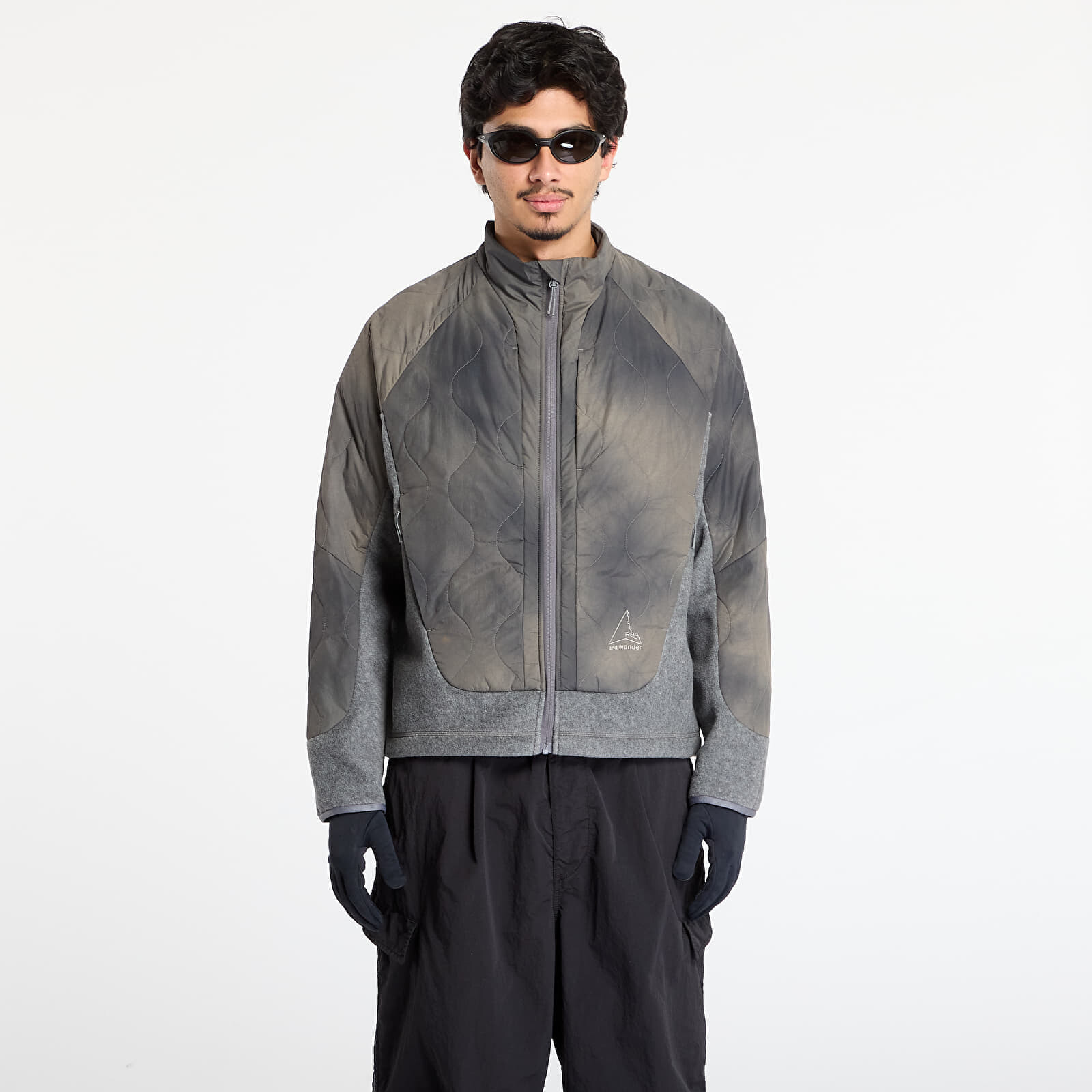 Bunda ROA x And Wander Quilted Fleece Jacket Grey M