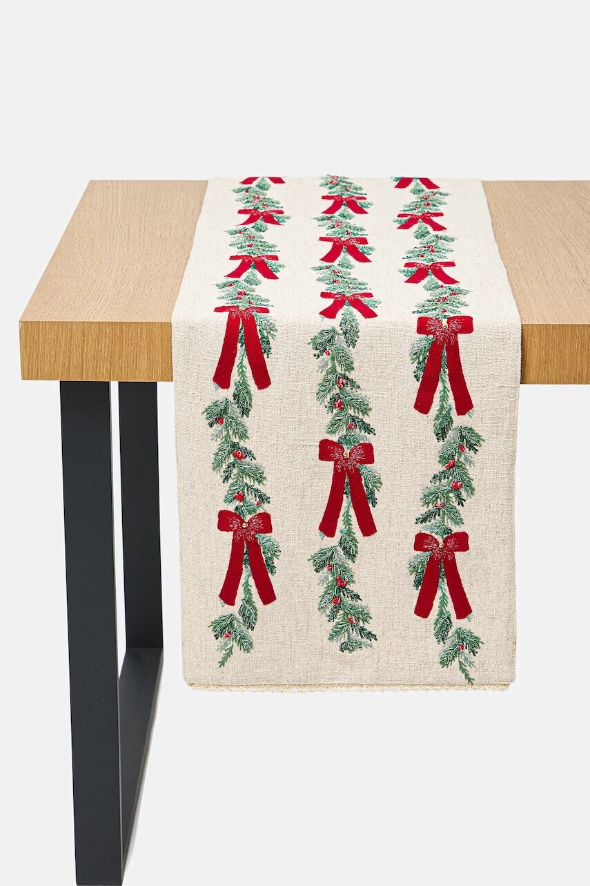 Behúň na stôl s prímesou ľanu Medicine viac farieb