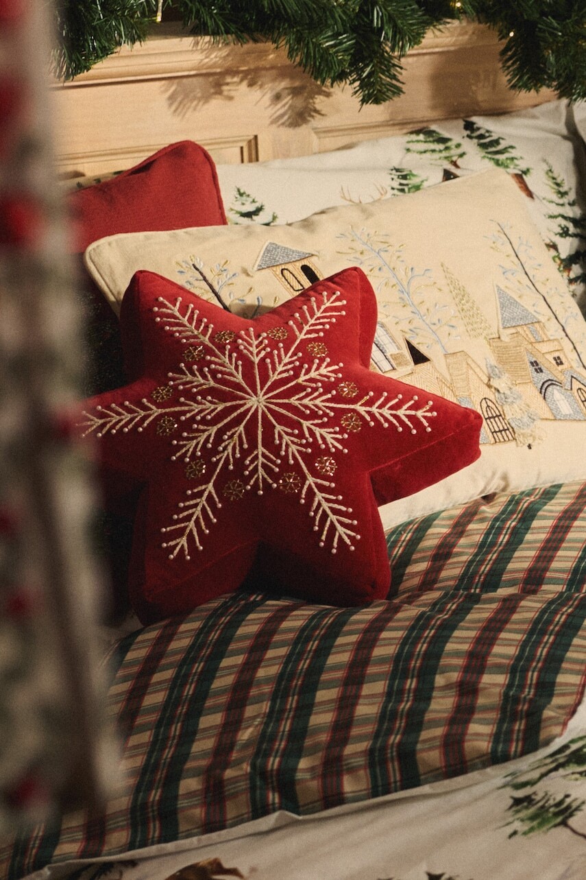 Dekoratívny vankúš Medicine bordová farba