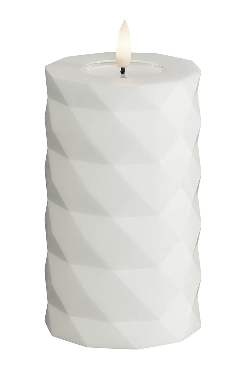 Led sviečka Deluxe Homeart Square Bloklys 7,5 x 12,5 cm biela farba