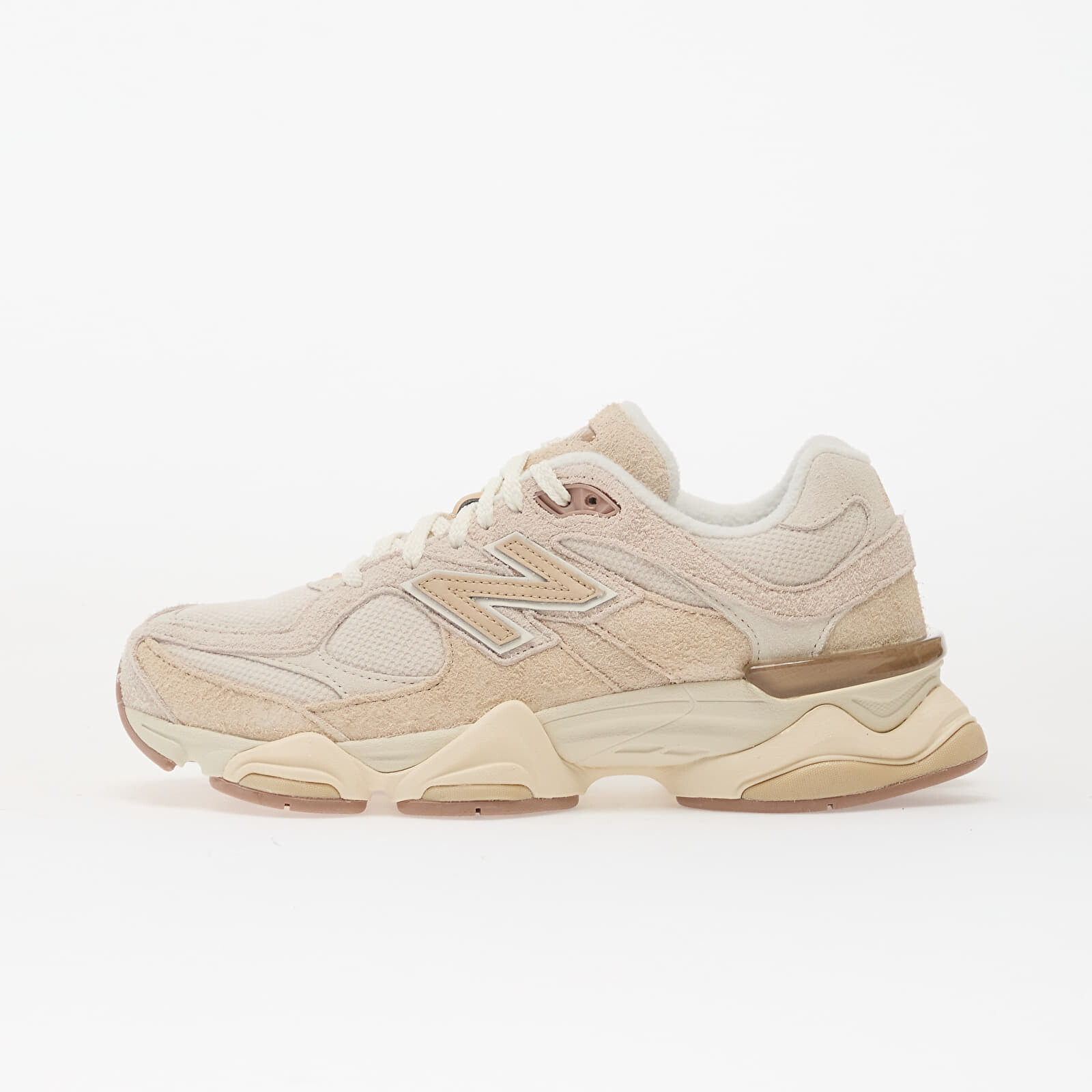 Tenisky New Balance 9060 Bisque EUR 43