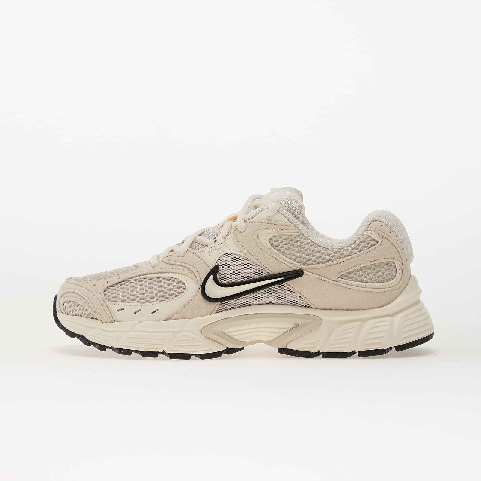 Tenisky Nike V5 Rnr Lt Orewood Brn/ Pale Ivory-Black EUR 38