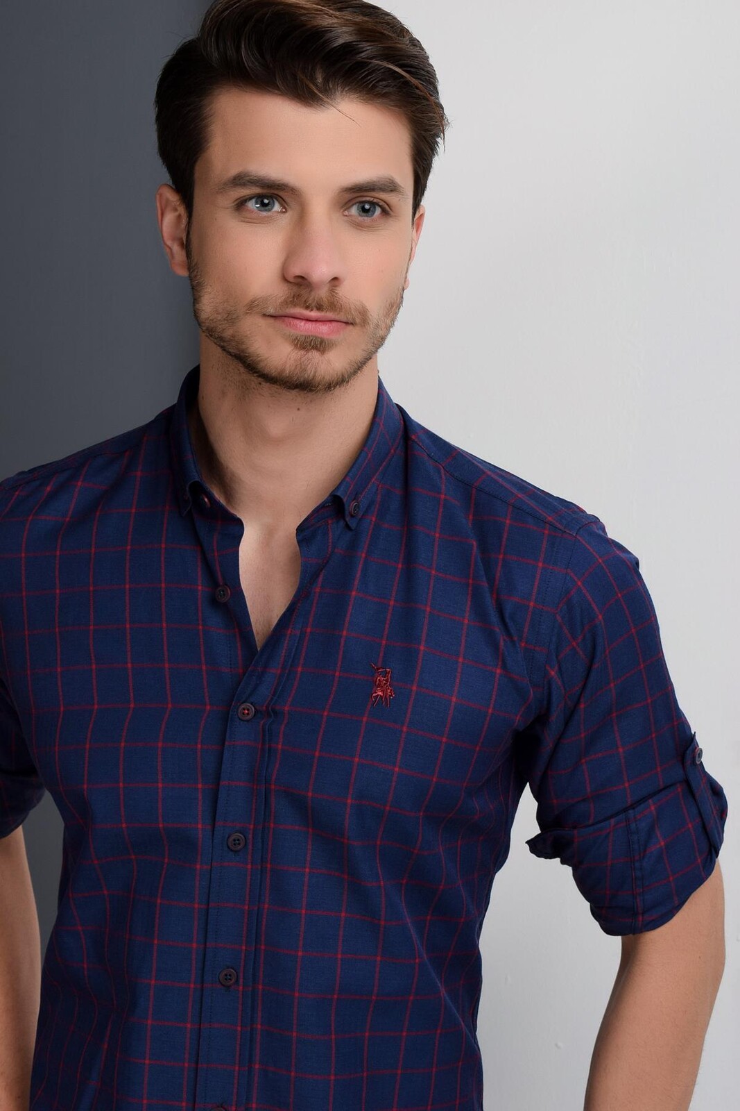 G958 DEWBERRY MEN'S SHIRT-BURGUNDY-NAVY BLUE