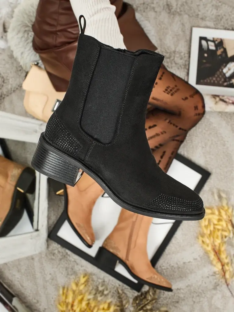 Dámske členkové topánky Resti s kamienkami