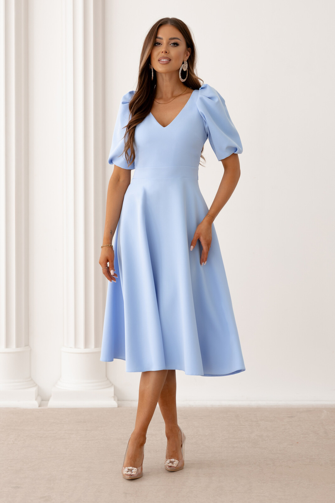 Lacoria Svetlomodré midi šaty s balónovými rukávmi Veľkosť: S