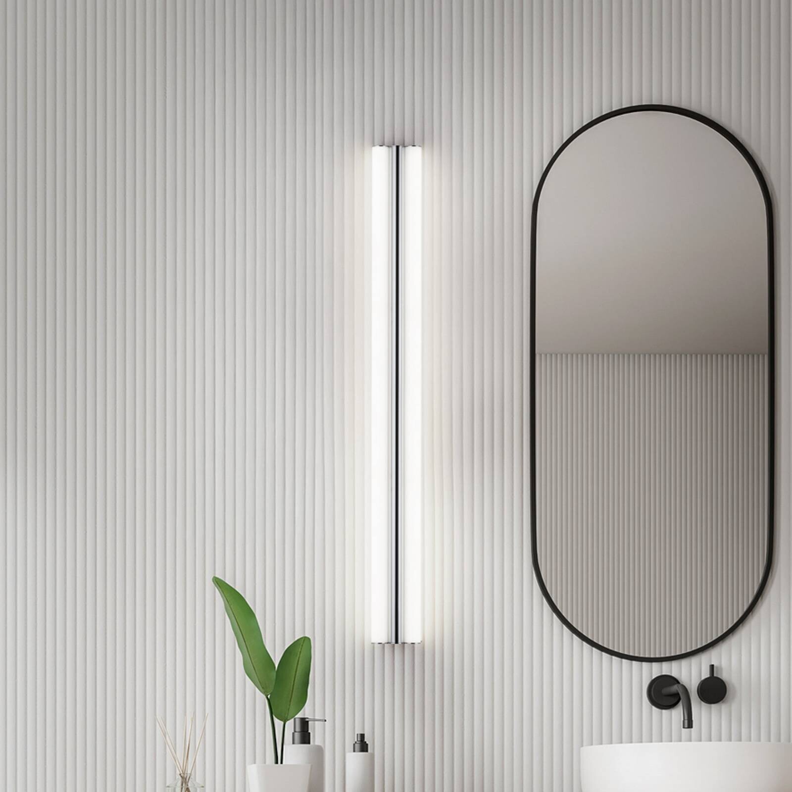 Helestra LED zrkadlo svetlo LOOM, dĺžka 90 cm, chróm, IP44