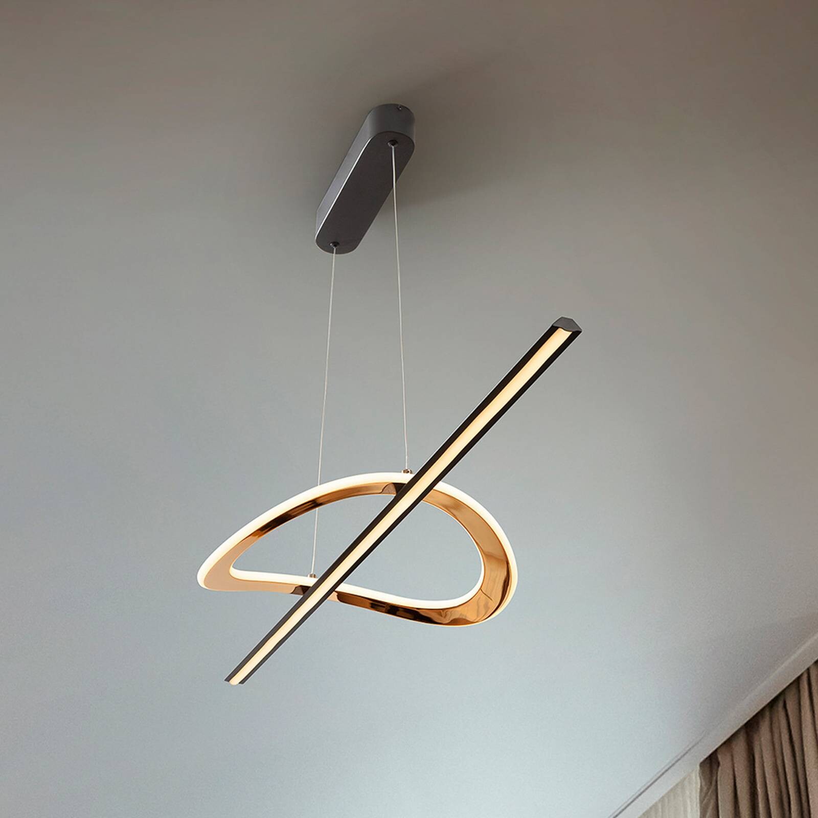 LED závesné svietidlo Enora, čierna/zlatá, dĺžka 120 cm, CCT