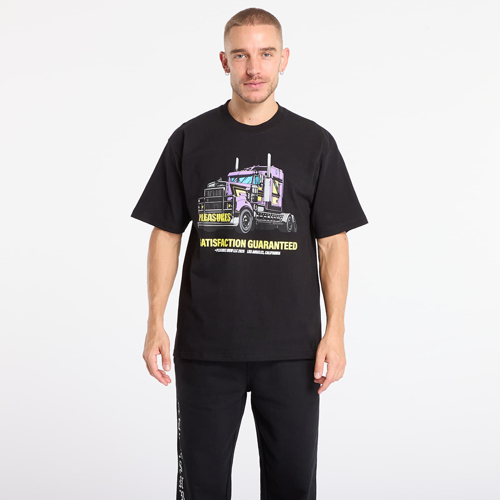 Tričko PLEASURES Big Load T-Shirt Black S