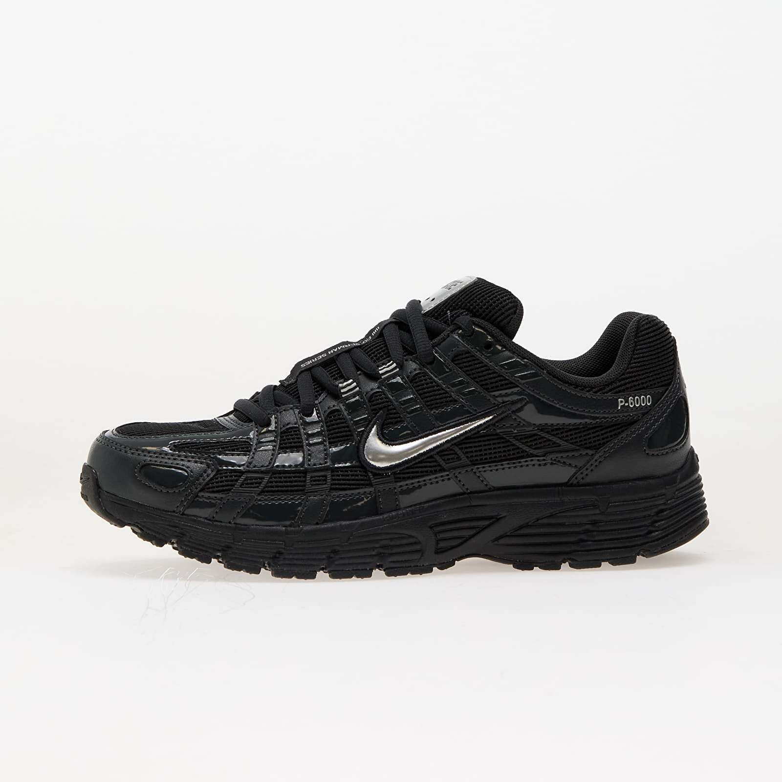 Tenisky Nike W P-6000 Off Noir/ Metallic Silver EUR 36.5