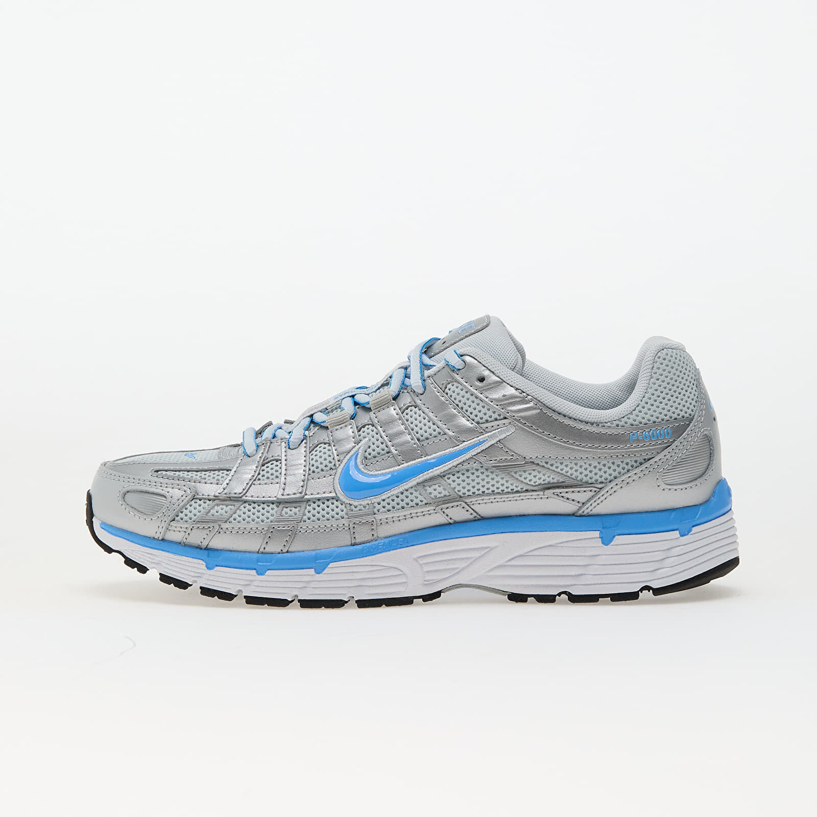 Tenisky Nike P-6000 Mtlc Platinum/ University Blue EUR 38