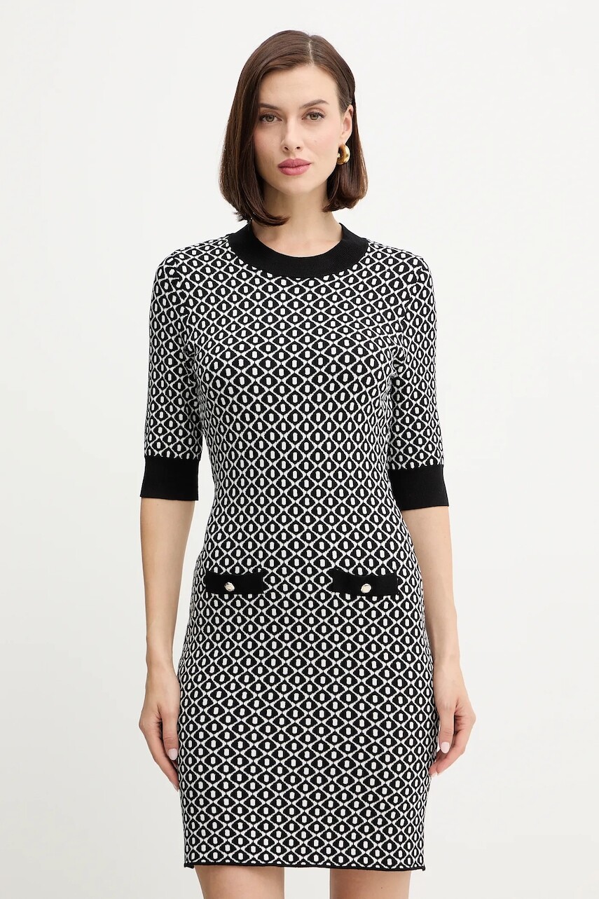 Šaty Morgan čierna farba, mini, áčkový strih, RMSIXTA