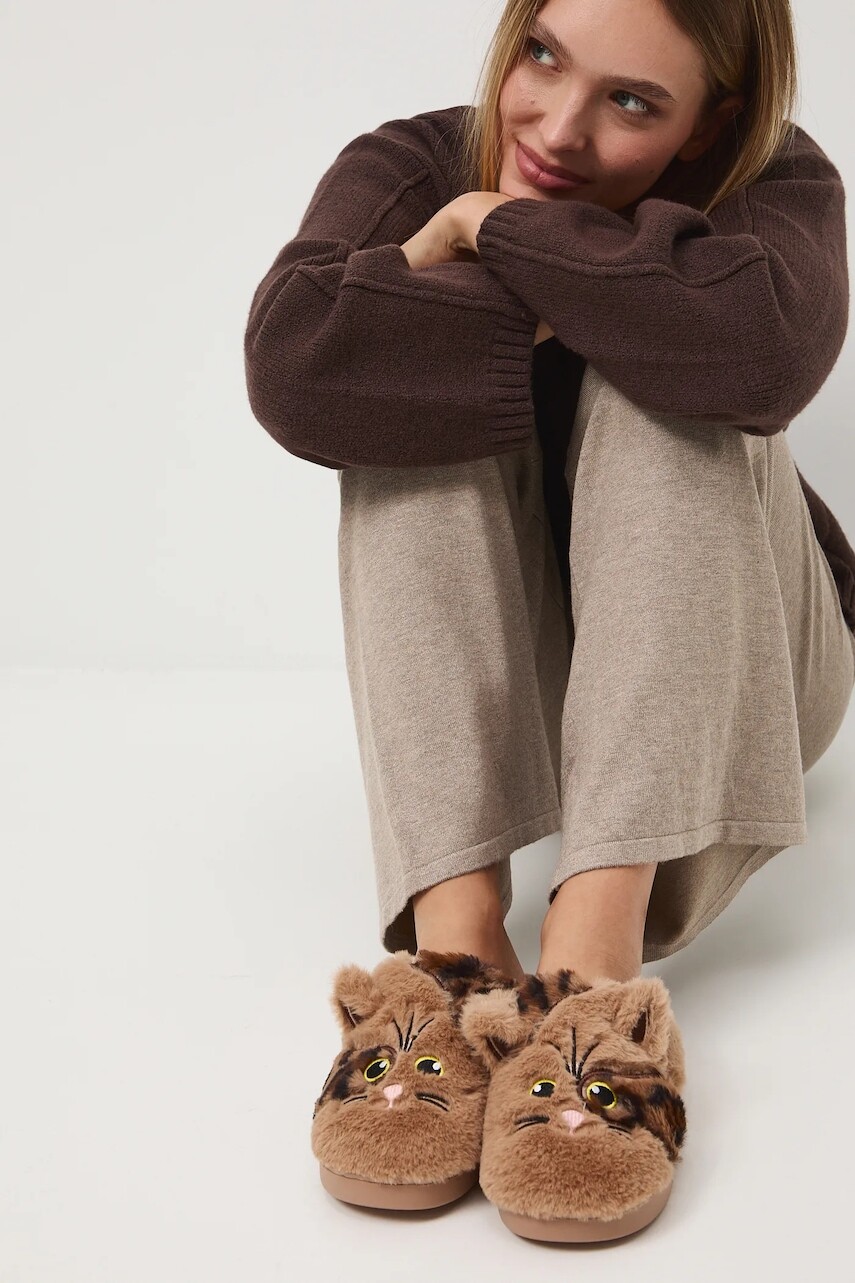 Papuče Medicine béžová farba