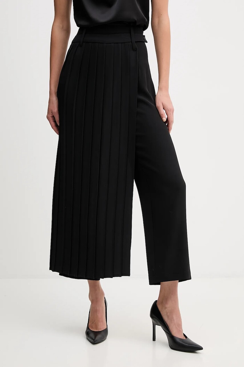 Sukňo-šortky Sandro Ferrone čierna farba, rovný strih, stredne vysoký pás, S32YBFMOLTO