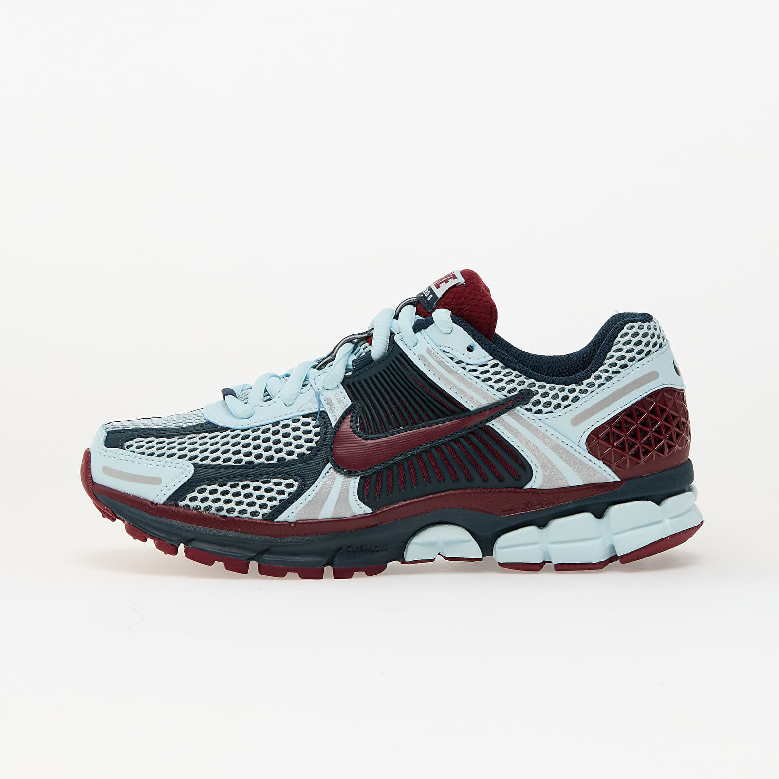 Tenisky Nike W Zoom Vomero 5 Armory Navy/ Team Red-Glacier Blue EUR 38.5