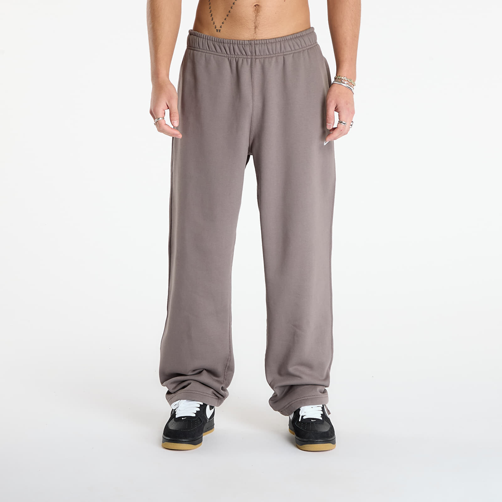 Tepláky Nike Solo Swoosh Men's Fleece Open-Hem Pants Cave Stone/ Cave Stone/ White S