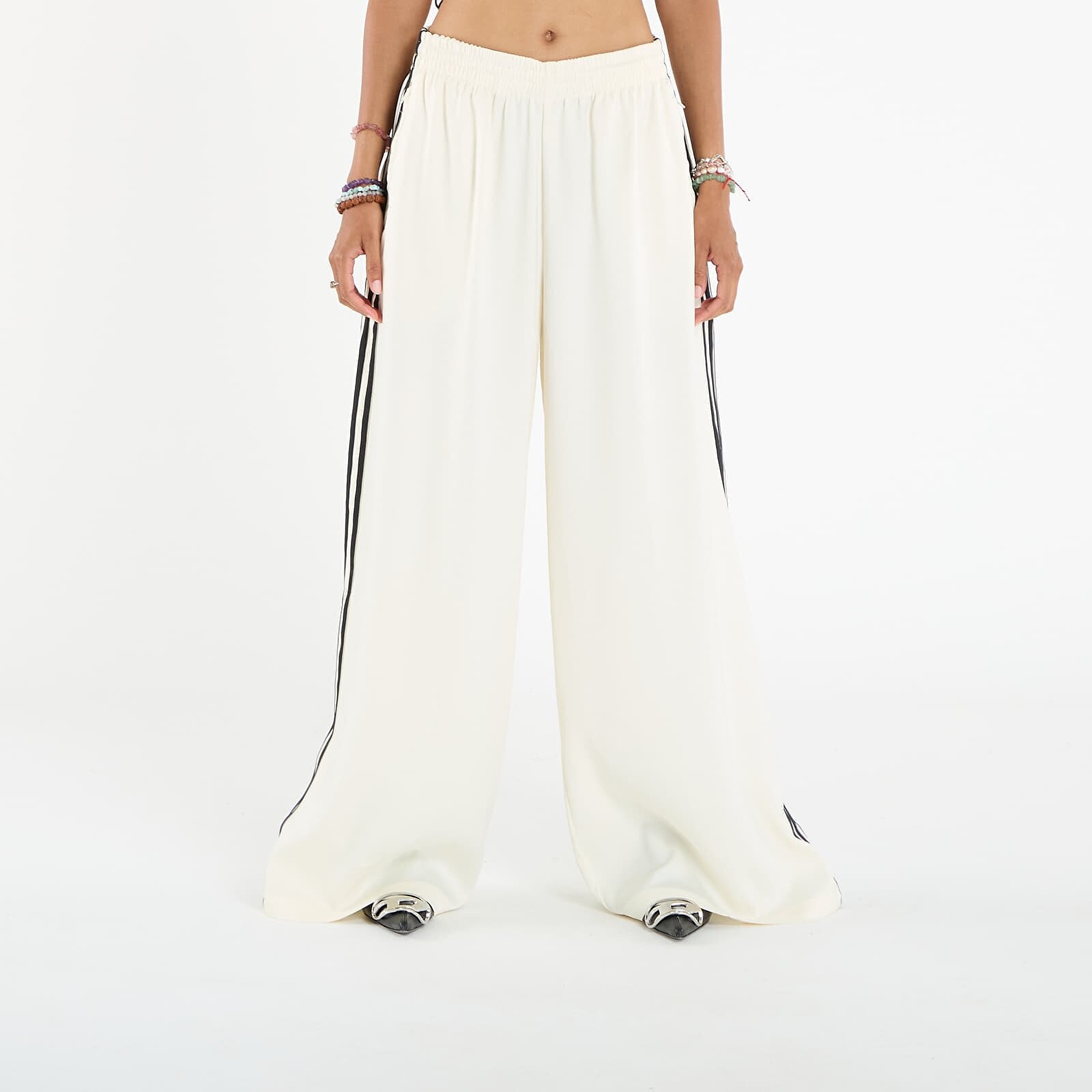 Kalhoty adidas Adicolor Satin Wide Leg Track Joggers Cream White/ Grey Three L/42