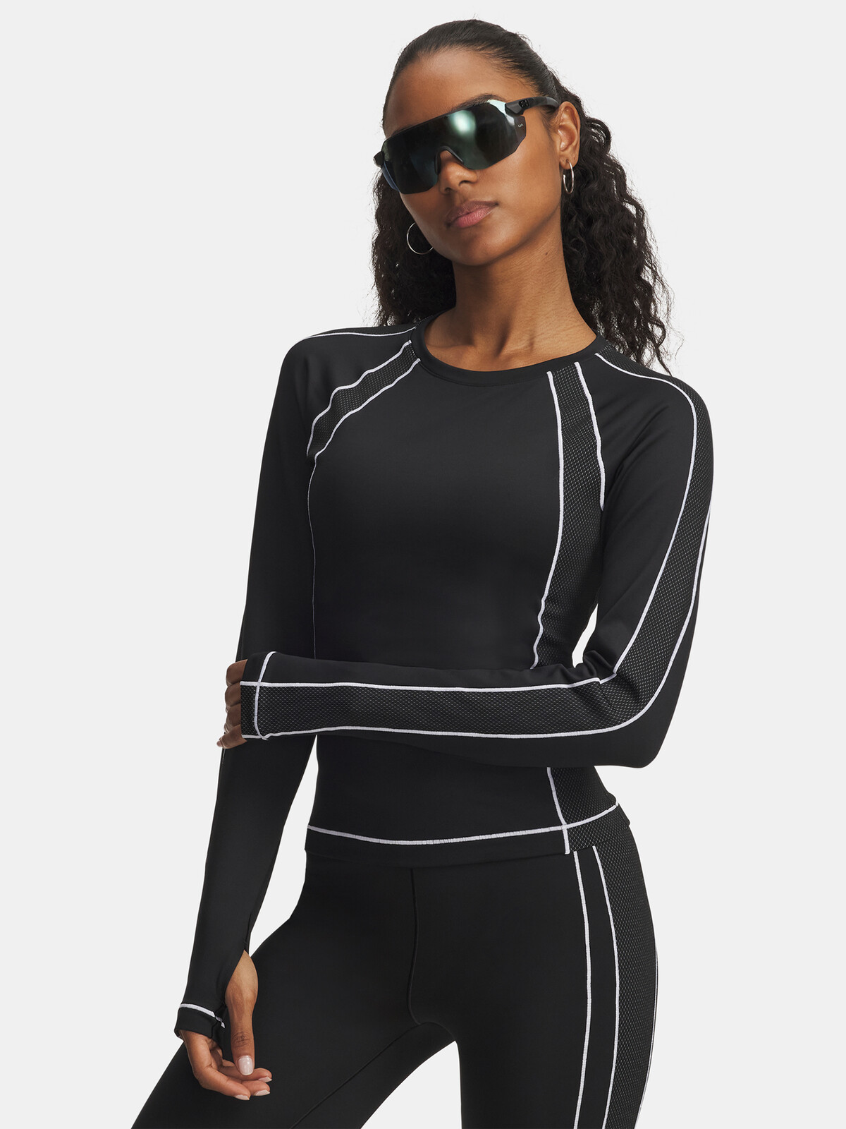 Under Armour UA ColdGear Textured Crew-BLK Women's T-Shirt - Women's