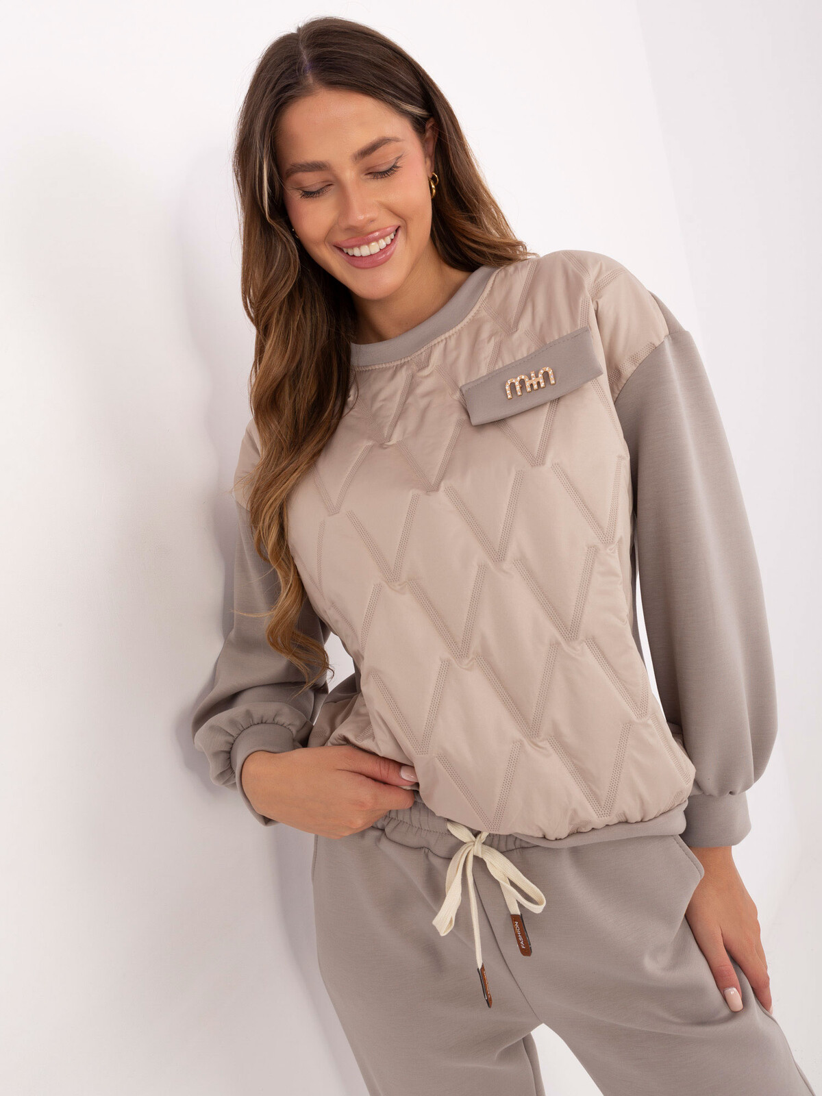 Dámsky teplákový komplet v béžovej farbe