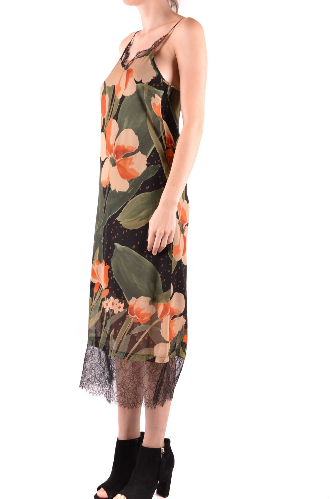 Kvetinové maxi šaty s čipkou