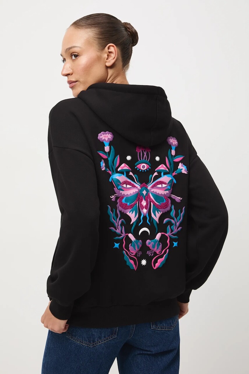 Mikina Medicine čierna farba, s kapucňou, s potlačou