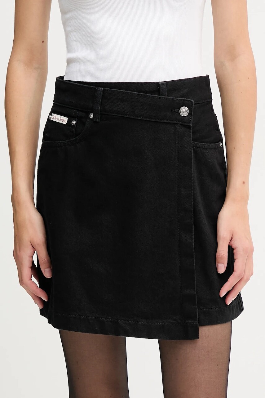 Rifľová sukňa Calvin Klein Jeans čierna farba, mini, áčkový strih, LV047D777G