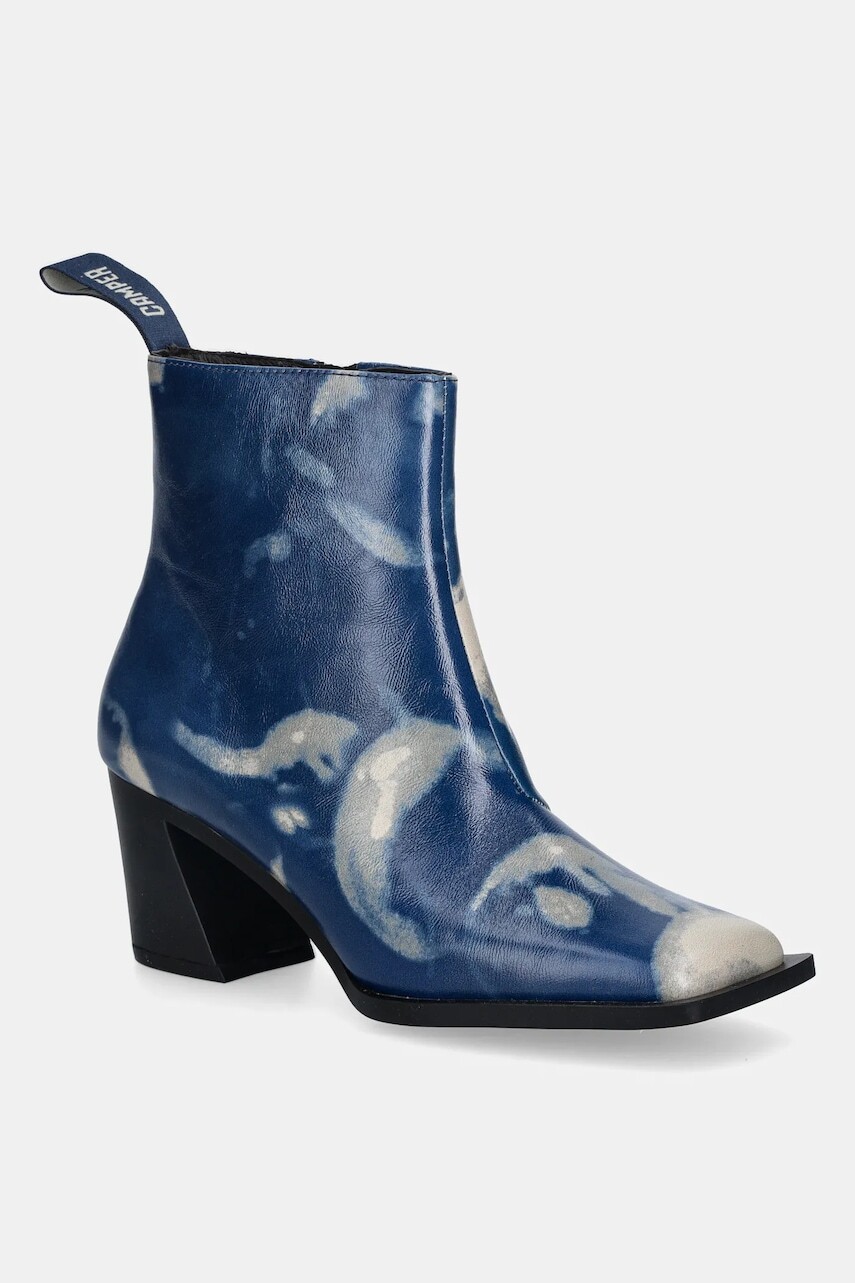 Kožené členkové topánky Camper Karole tmavomodrá farba, na podpätku, K400831-002