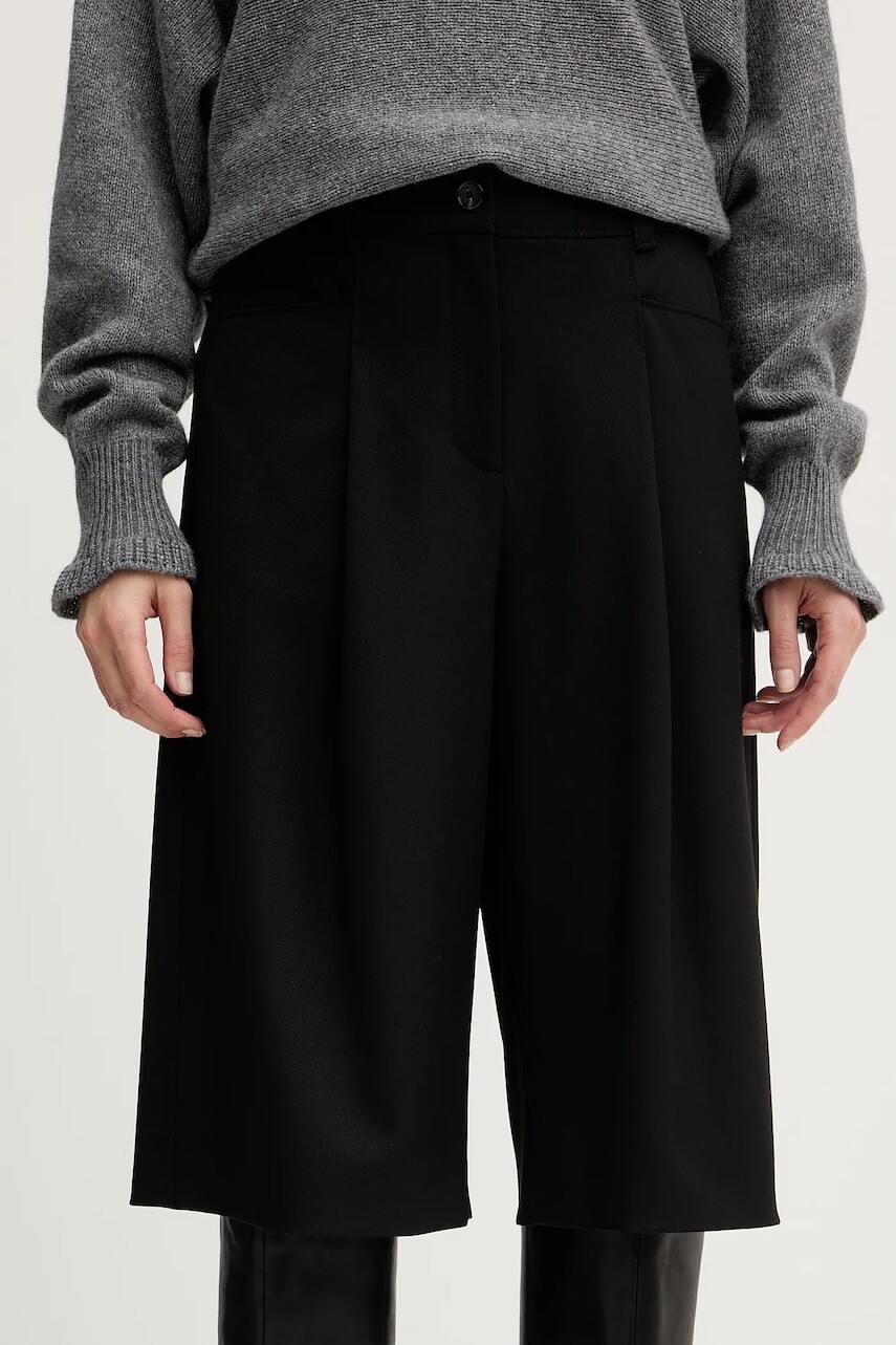 Šortky BOSS Orange čierna farba, jednofarebné, vysoký pás, 50553602