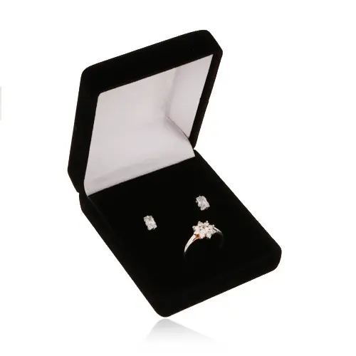 Čierna krabička na set, retiazku alebo náušnice, zamatový povrch