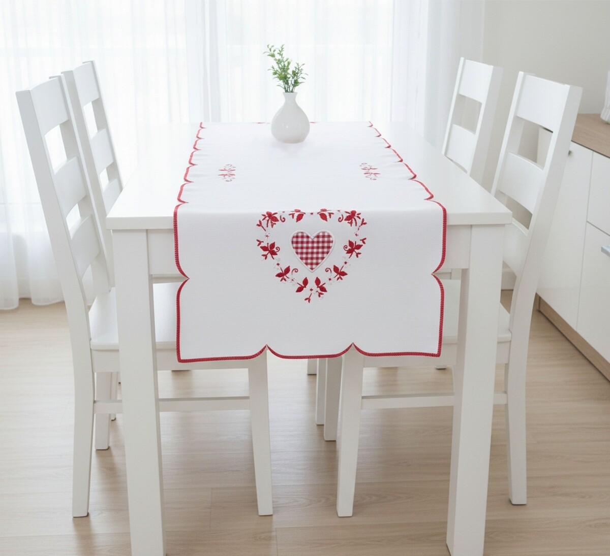 Obrus celoročný, Vintage srdce, biely