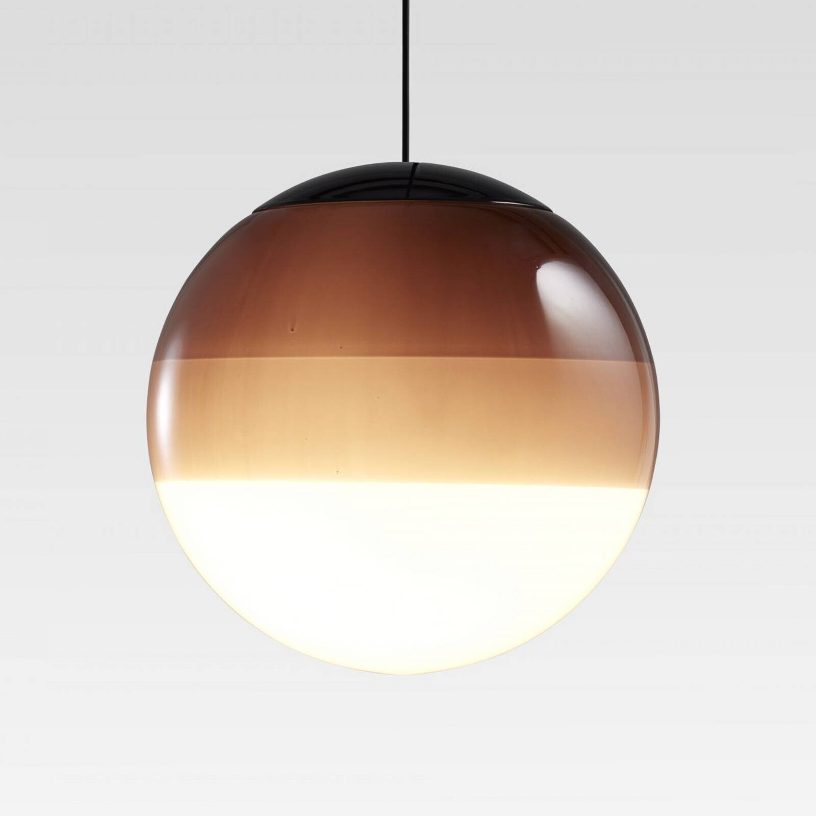 MARSET LED závesné svietidlo Dipping Light, Ø 30 cm, hnedá