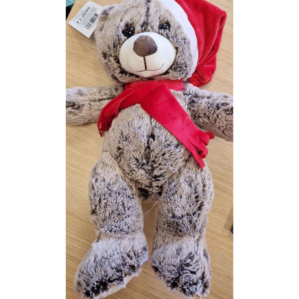 Alltoys Plyšový medveď sivý s čiapkou a šálom 40 cm