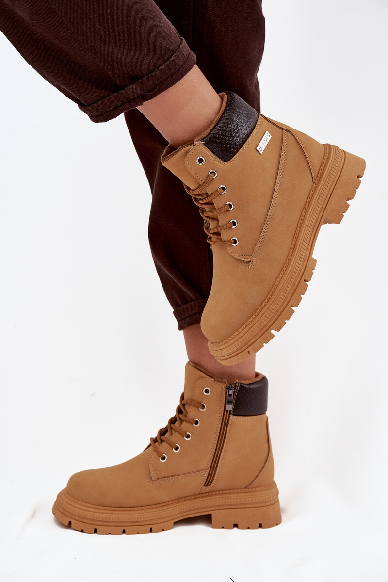 Boto Izolované dámske turistické čižmy so zipsom Camel Selinda