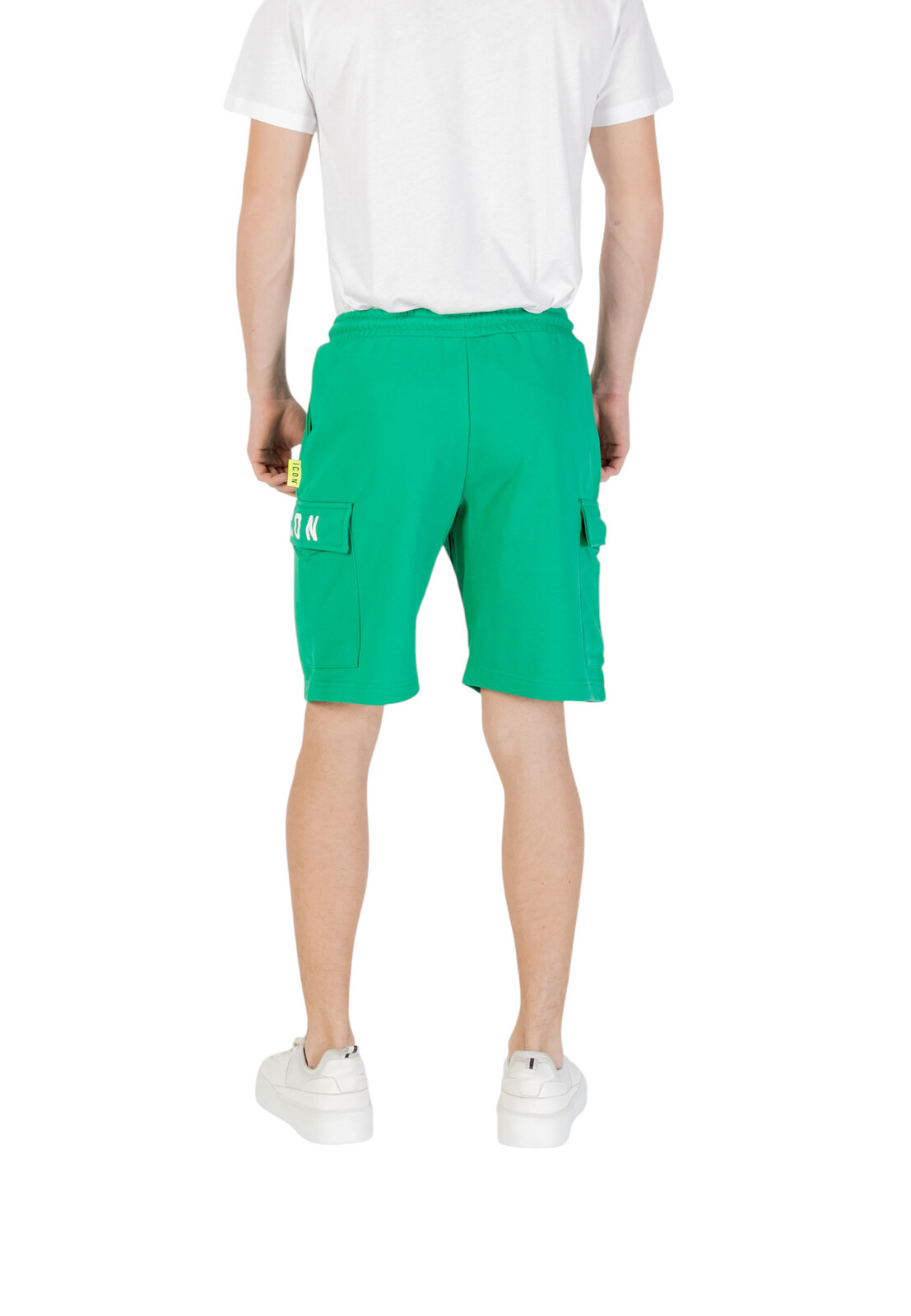 Pánske zelené kapsáčové kraťasy