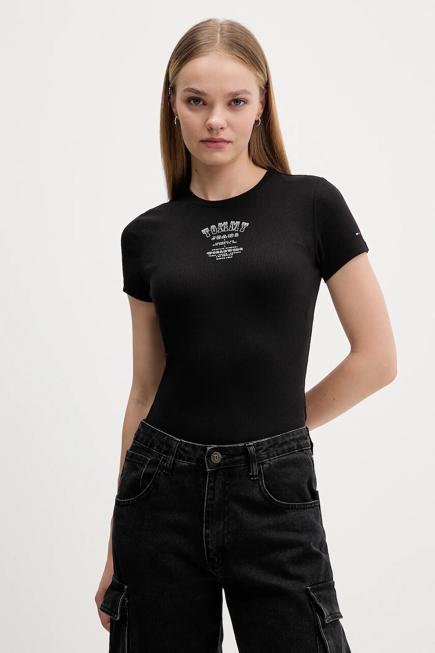 Tričko Tommy Jeans dámske, čierna farba, DW0DW21584