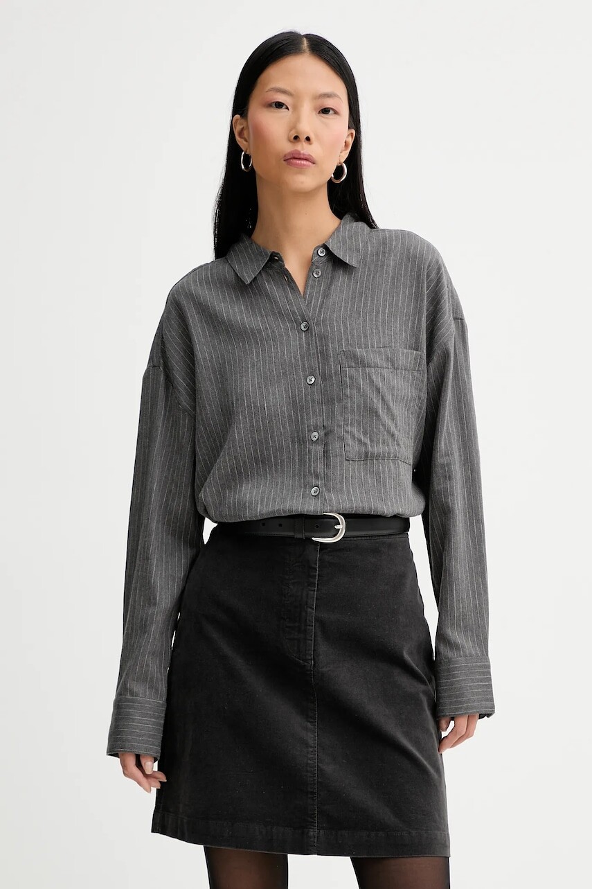 Bavlnená košeľa Marc O'Polo šedá farba, voľný strih, s klasickým golierom, 510117242239