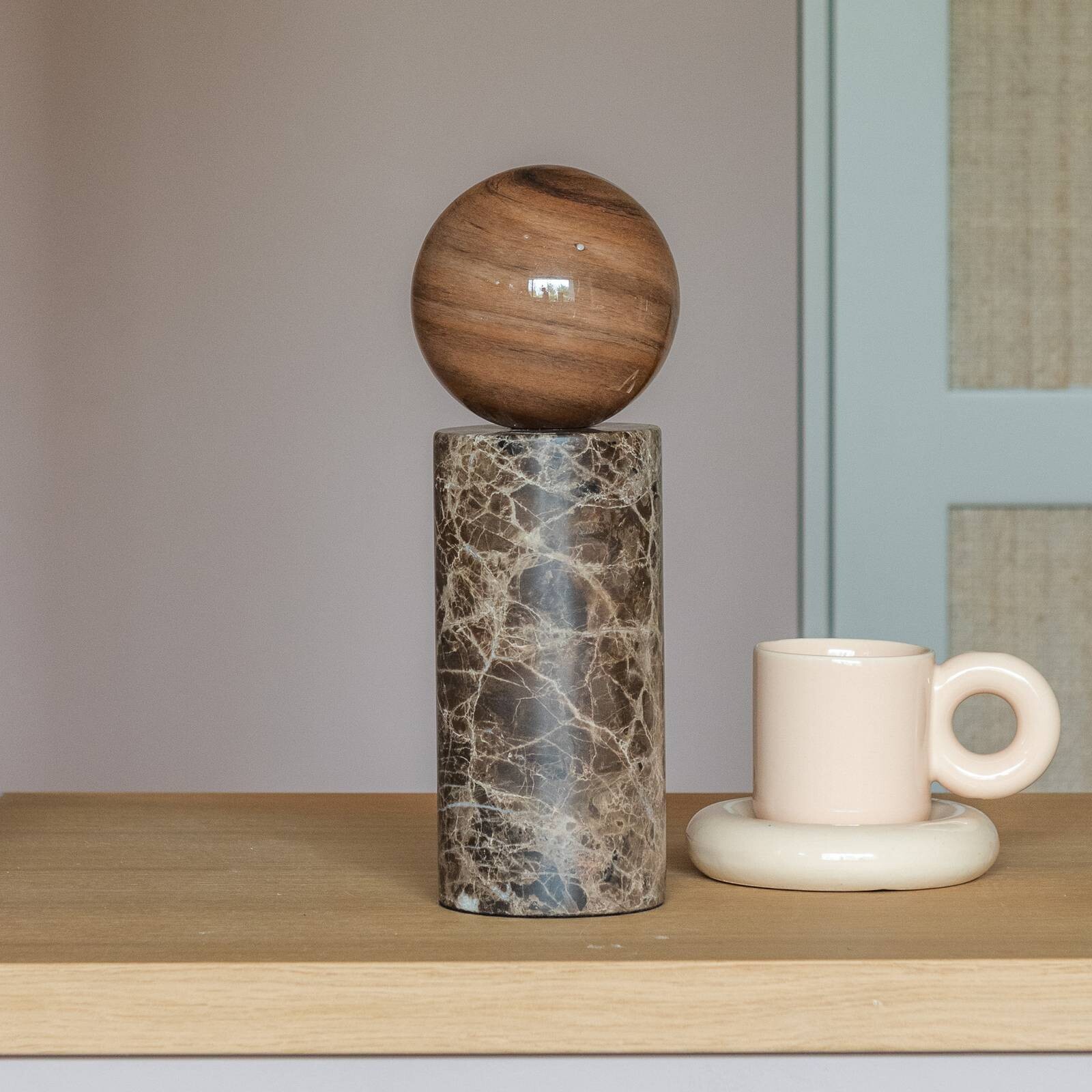 It's about RoMi stolová lampa Tivoli, hnedá, výška 33 cm