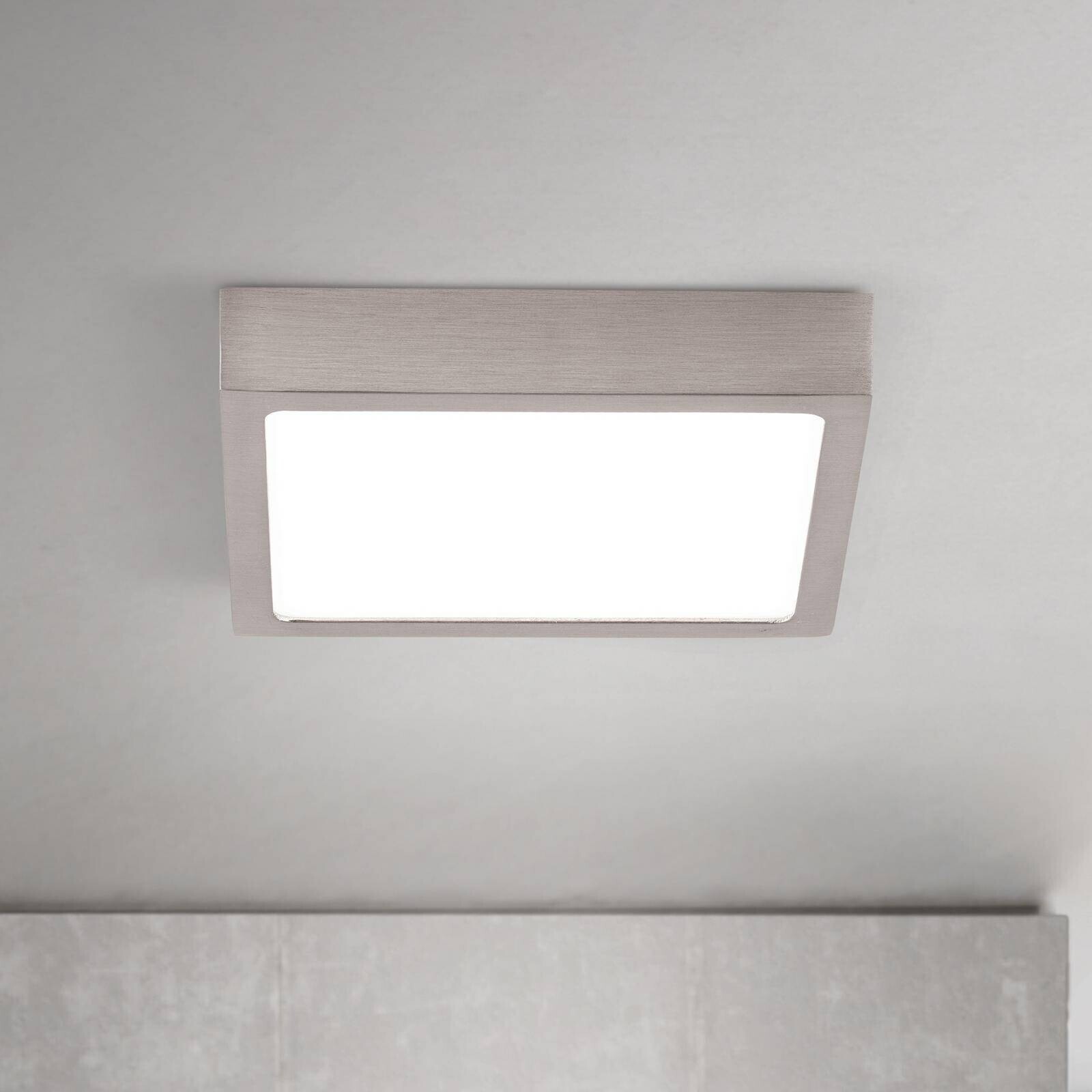 stropné LED svetlo Disc, saténovo niklové, dĺžka 14 cm CCT