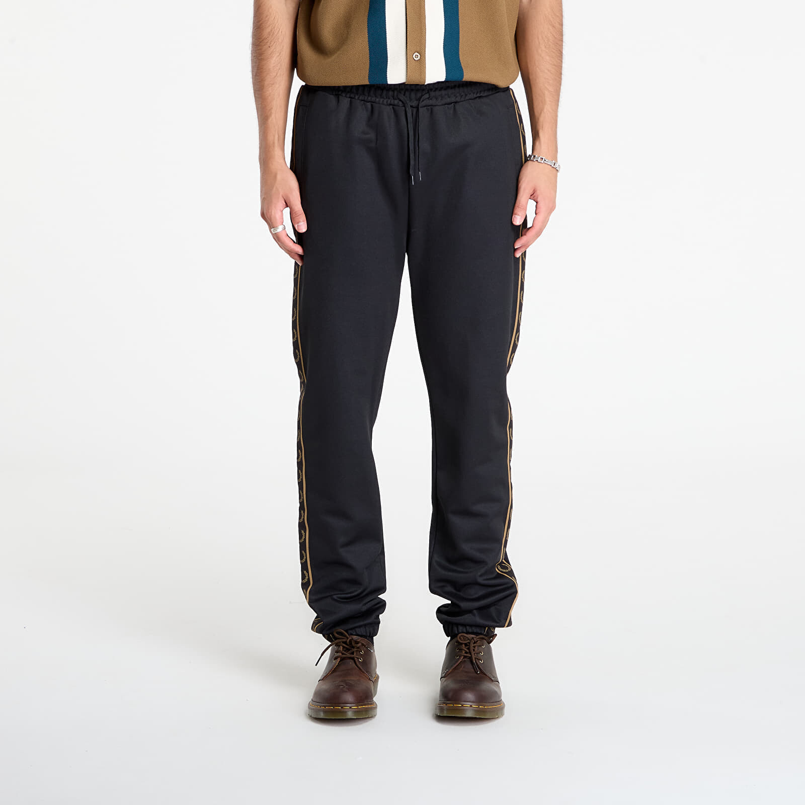 Kalhoty FRED PERRY Contrast Tape Track Pant Black/ Shadedston S