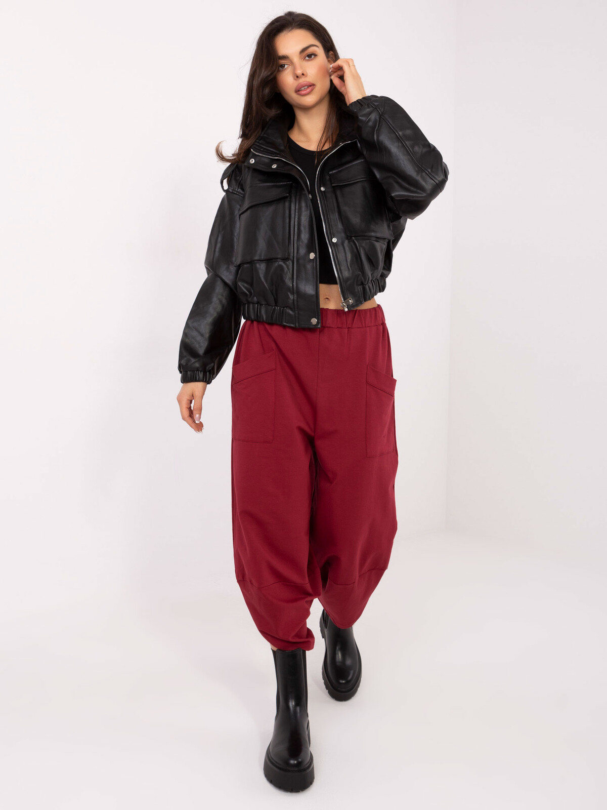 Bordové tepláky s vreckami