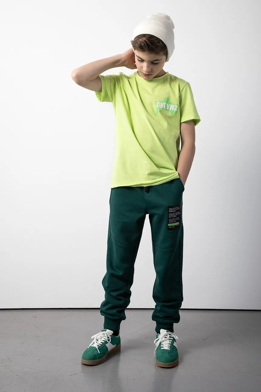 Detské tepláky Coccodrillo zelená farba, s potlačou, X-RAY VISION BOY JUNIOR