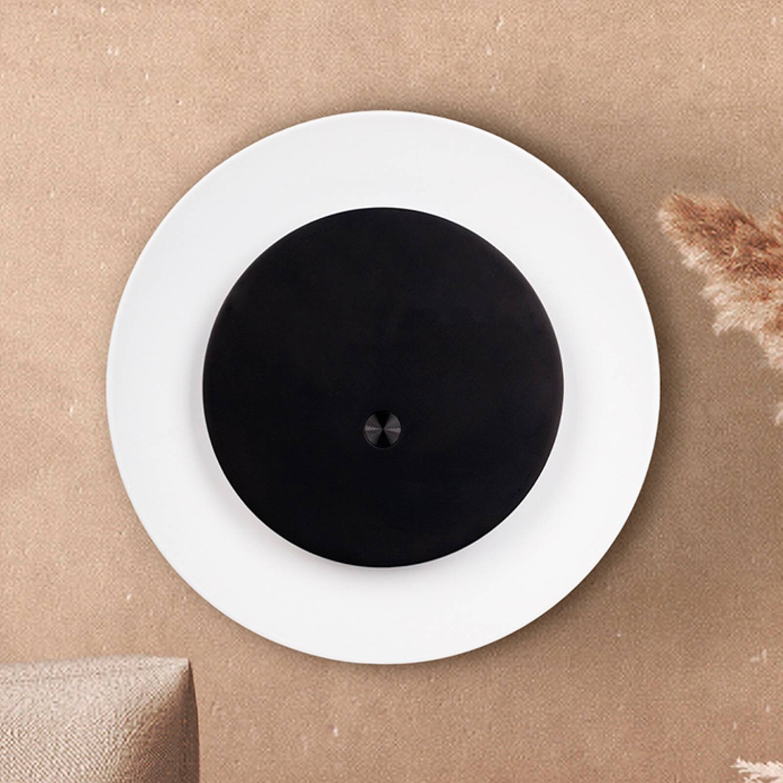 Stolová LED lampa Solan, čierna/biela, solárna, IP54