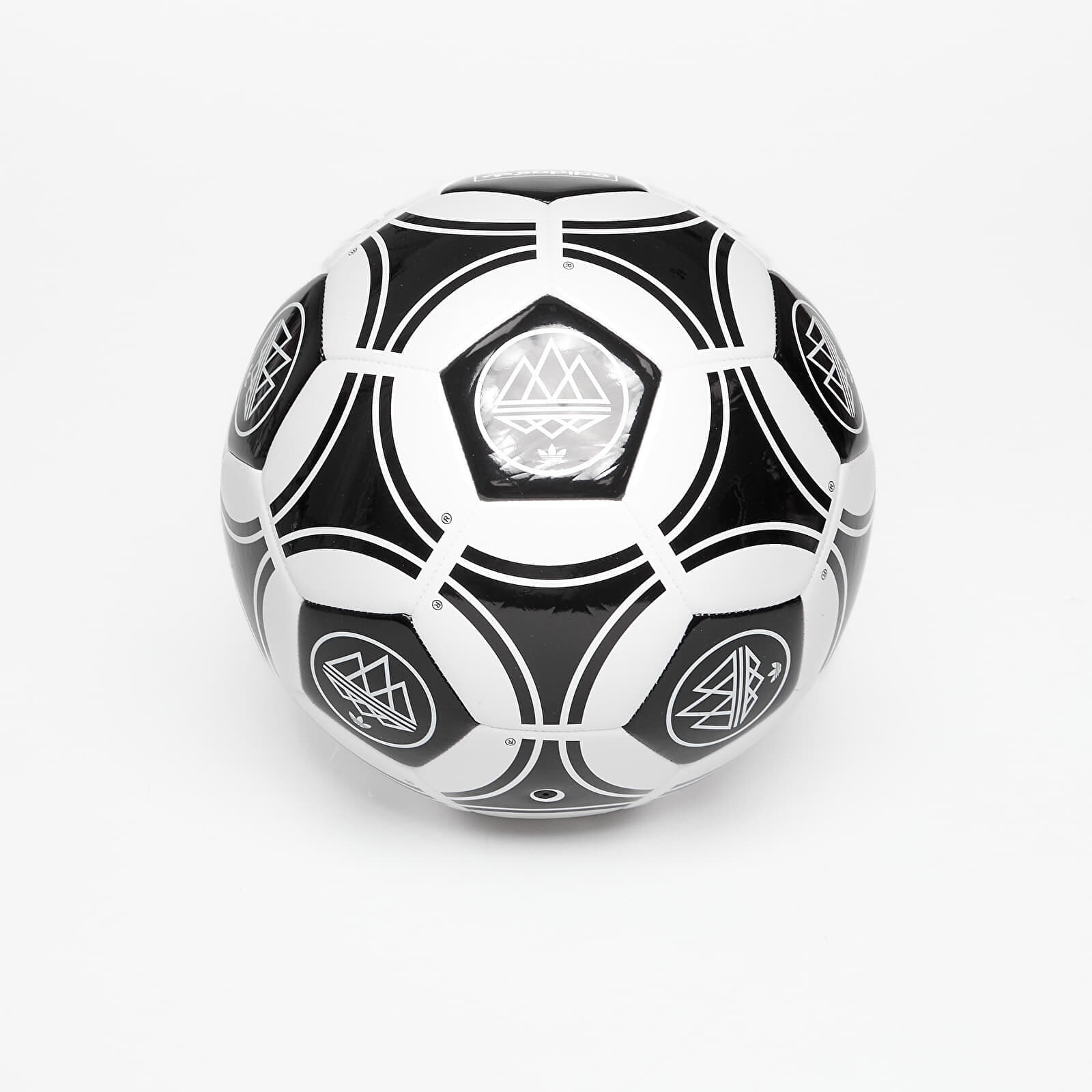 adidas SPEZIAL F.C. BALL Chalk White Universal