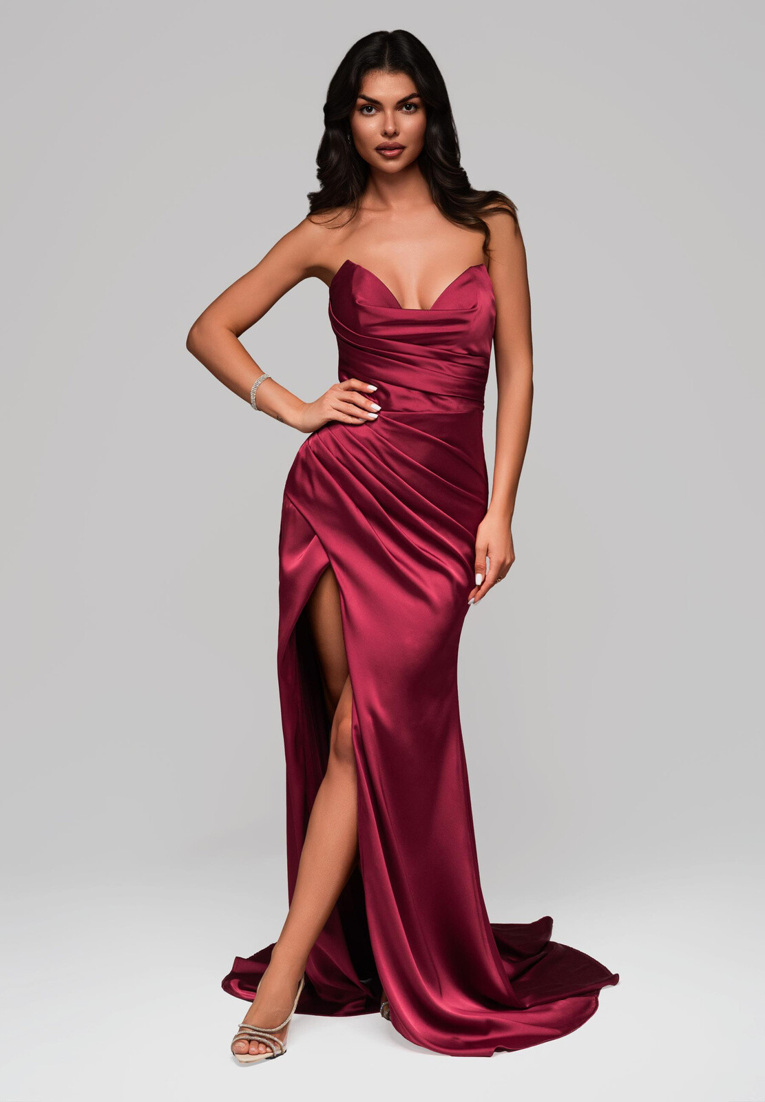 Večerné šaty Edoti LA-OM-DL