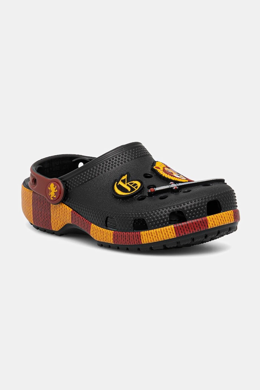 Detské šľapky Crocs CROCS CLASSIC GRYFFINDOR CLOG čierna farba, 210541